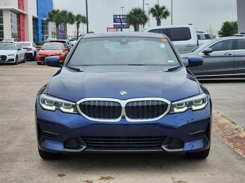 2020 BMW 330 i xDrive