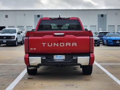 2023 Toyota Tundra Hybrid Capstone