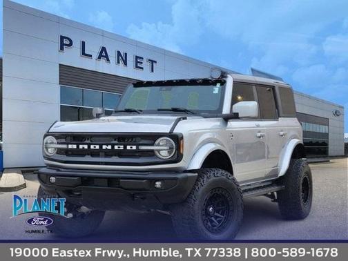 2023 Ford Bronco Outer Banks