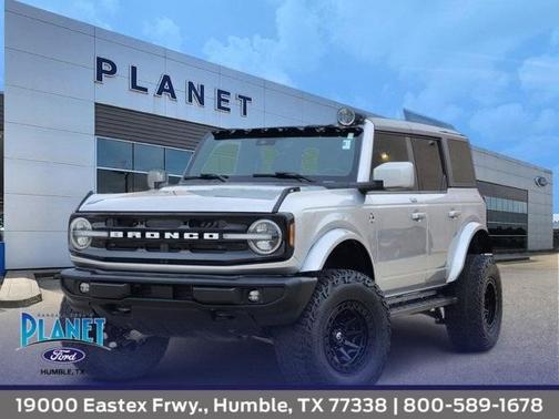 2023 Ford Bronco Outer Banks