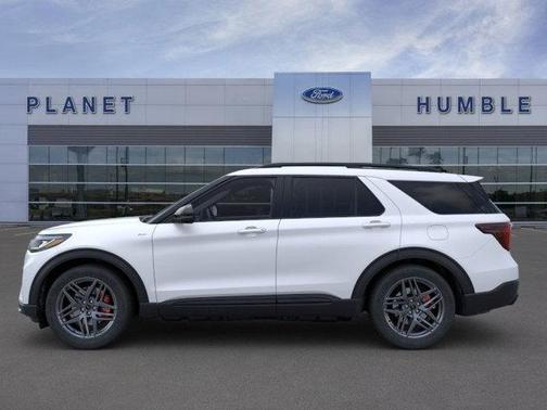 2025 Ford Explorer ST-Line RWD