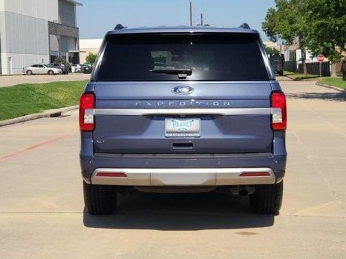 2022 Ford Expedition XLT