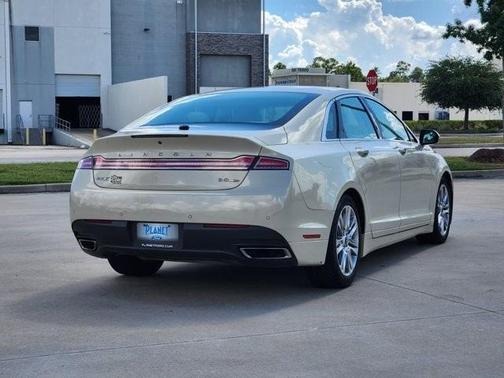 2014 Lincoln MKZ Base