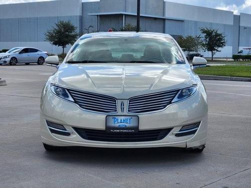 2014 Lincoln MKZ Base