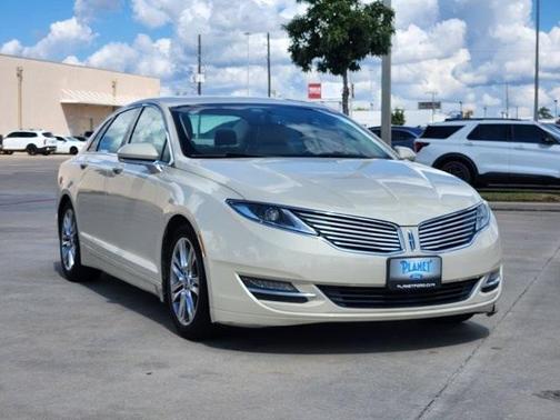 2014 Lincoln MKZ Base