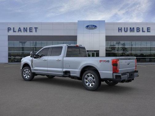 2025 Ford F-350 Lariat Super Duty