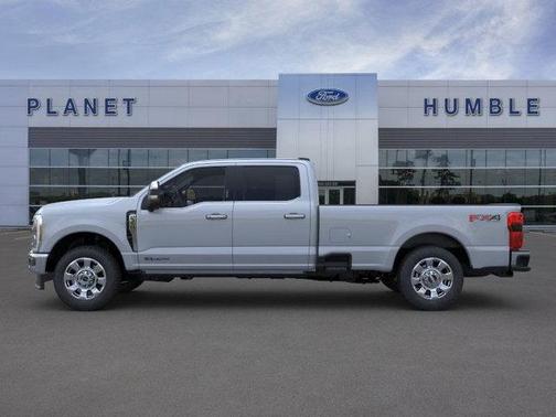 2025 Ford F-350 Lariat Super Duty