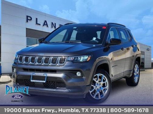 2023 Jeep Compass Latitude Lux