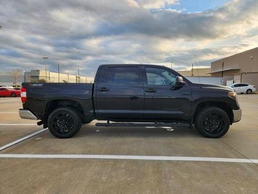 2019 Toyota Tundra SR5