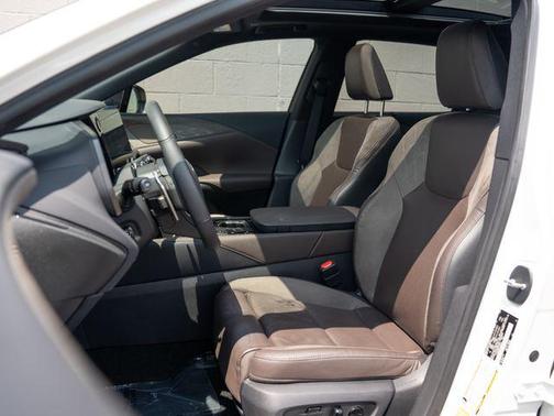 White Pearl 2023 Lexus RX 350 Luxury