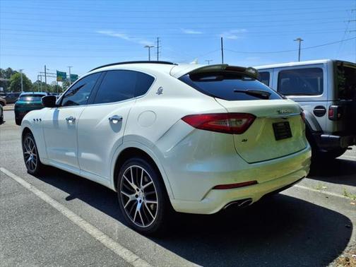 2017 Maserati Levante Base