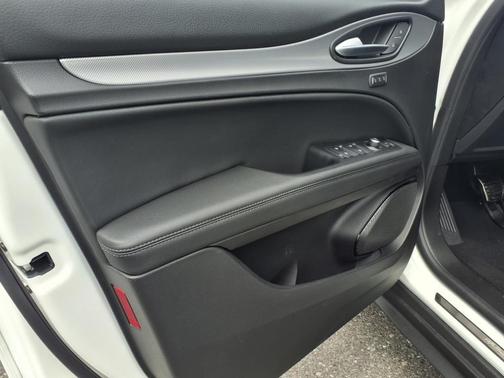 2025 Alfa Romeo Stelvio Sprint AWD