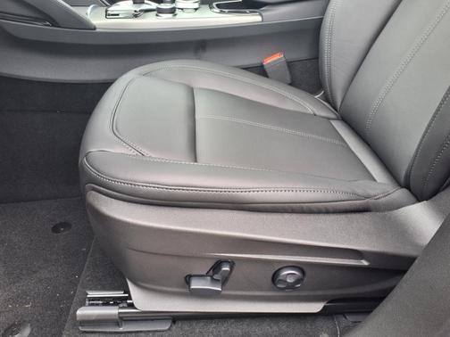 2025 Alfa Romeo Stelvio Sprint AWD