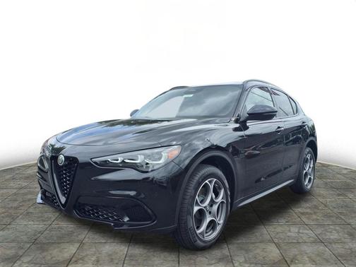 2025 Alfa Romeo Stelvio Sprint AWD
