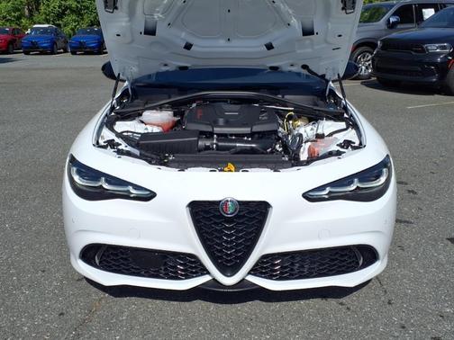 2025 Alfa Romeo Giulia RWD