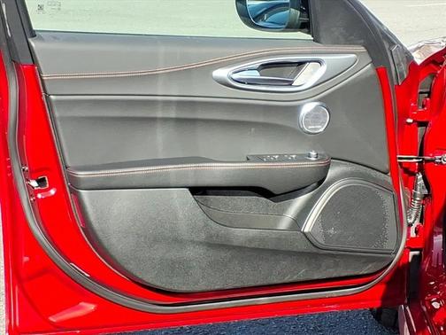 2025 Alfa Romeo Giulia Intensa AWD