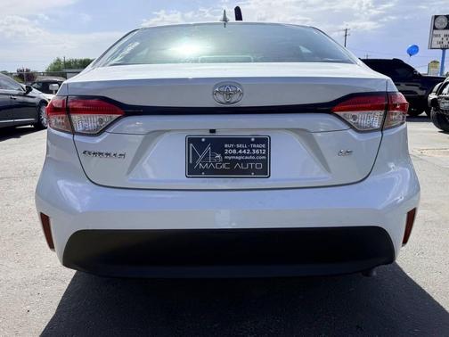 Wind Chill Pearl 2024 Toyota Corolla LE