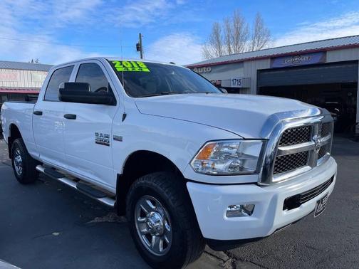 2018 RAM 2500 Tradesman Crew Cab 4x4 6'4' Box