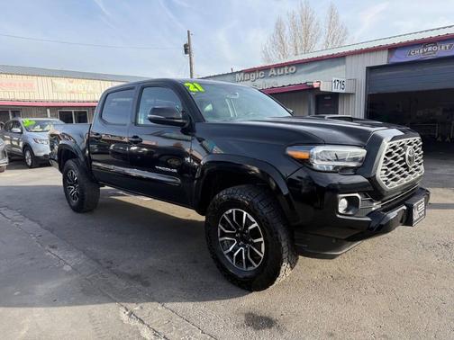 2021 Toyota Tacoma TRD Sport