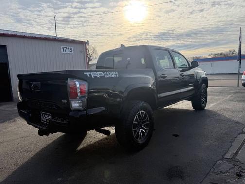 2021 Toyota Tacoma TRD Sport