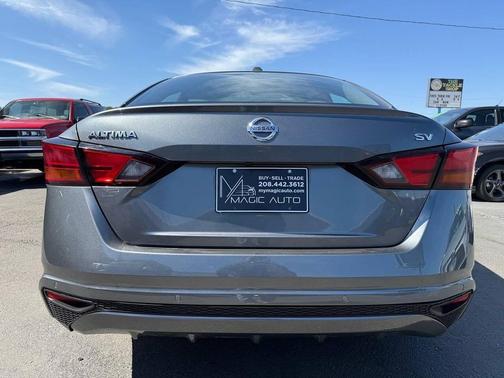 2021 Nissan Altima 2.5 SV