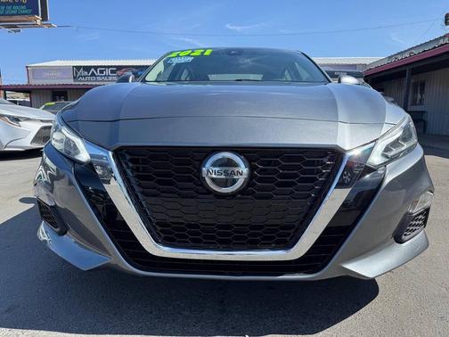 2021 Nissan Altima 2.5 SV