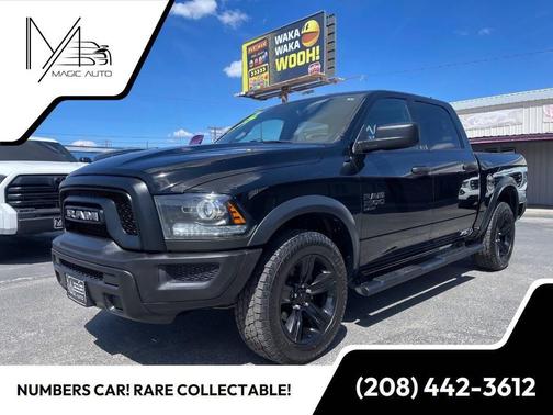 Diamond Black Crystal Pearlcoat 2022 RAM 1500 Classic Warlock Crew Cab 4x4 5'7' Box