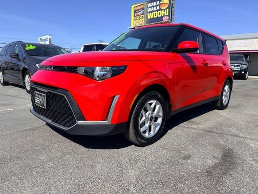 Inferno Red 2025 Kia Soul LX