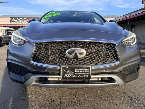 2019 INFINITI QX30 LUXE