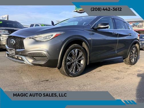 2019 INFINITI QX30 LUXE