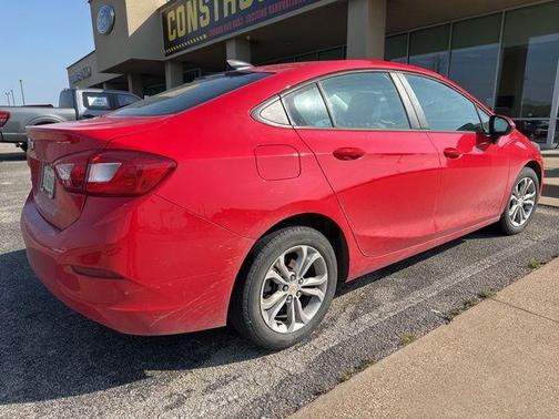 2019 Chevrolet Cruze LS
