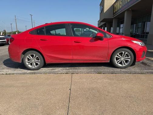 2019 Chevrolet Cruze LS