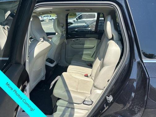 2019 Volvo XC90 T5 Momentum