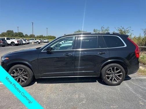 2019 Volvo XC90 T5 Momentum