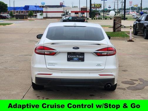 2020 Ford Fusion SE