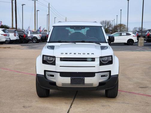 2025 Land Rover Defender P300