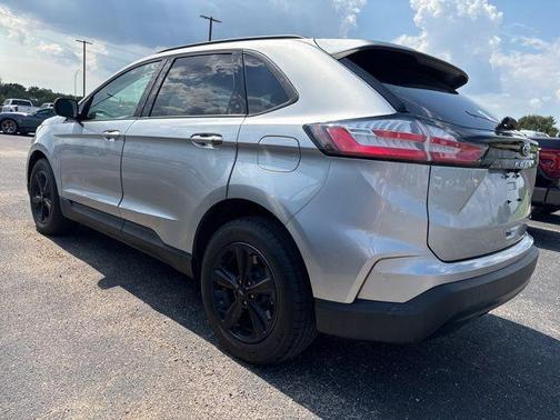 2023 Ford Edge SE