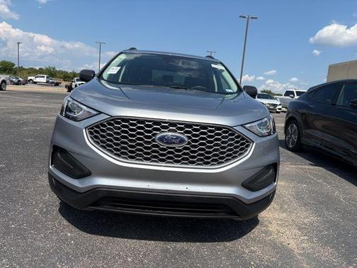 2023 Ford Edge SE