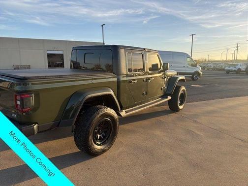 2021 Jeep Gladiator Overland