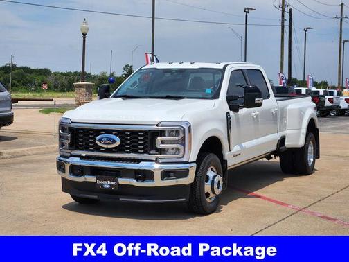 2025 Ford F-350 Lariat Super Duty