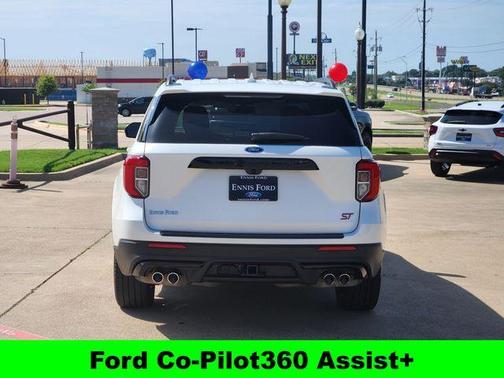 2022 Ford Explorer ST