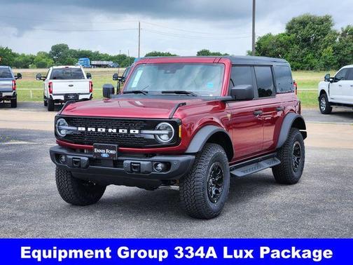 Ruby Red Metallic Tinted Clearcoat 2026 Ford Bronco Badlands