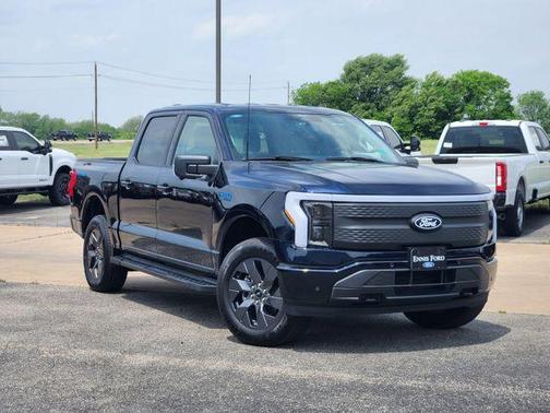 2025 Ford F-150 Lightning Flash