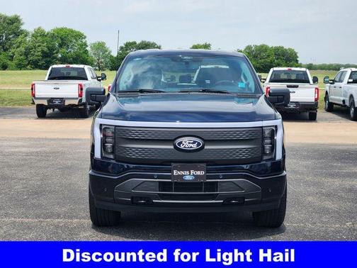 2025 Ford F-150 Lightning Flash