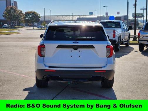 2022 Ford Explorer ST-Line