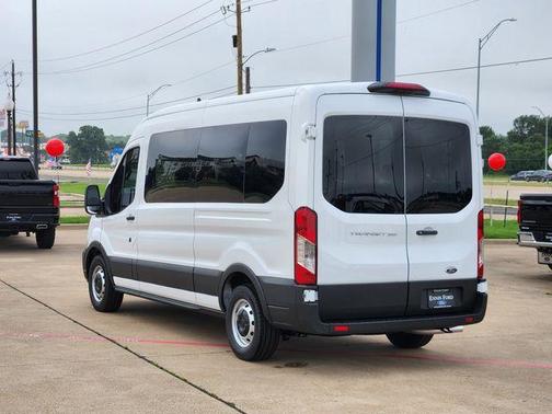 2025 Ford Transit-350 XL