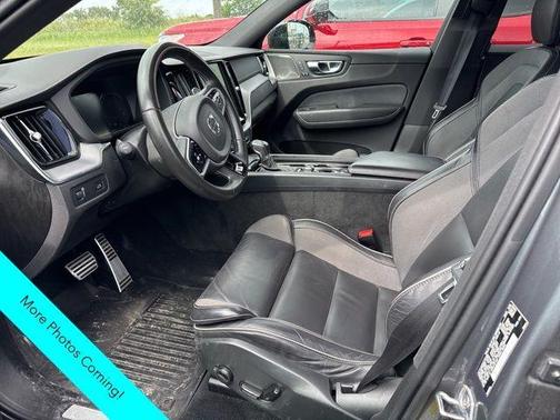 2020 Volvo XC60 T5 R-Design