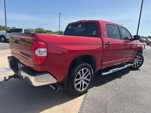 2017 Toyota Tundra SR5