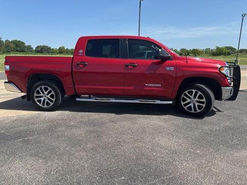2017 Toyota Tundra SR5