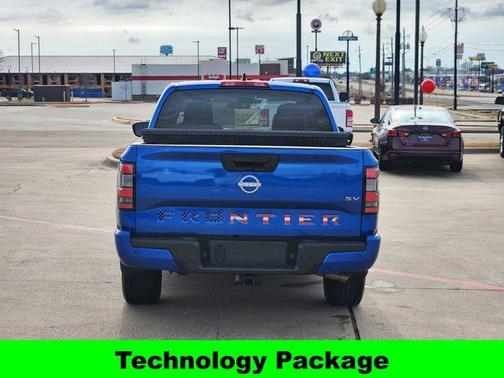 2024 Nissan Frontier SV